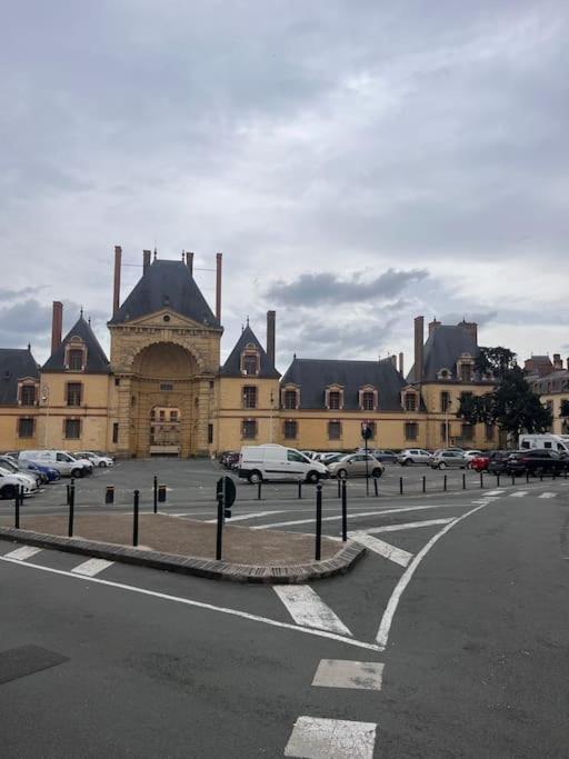 Fontainebleau Hypercentre Place D'Armes 2 Chambres Bagian luar foto